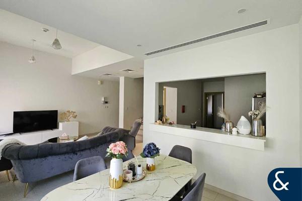 Close to Pool | 3 Bedrooms | Vacant Now